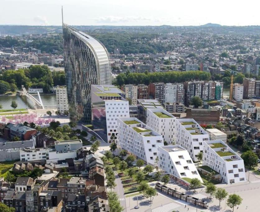 Paradis Express Neuf Face Aux Guillemins Liege Ngoại thất bức ảnh