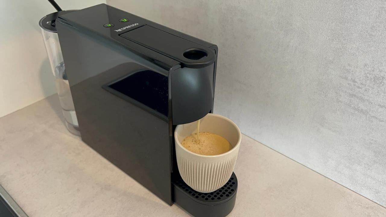 Paradis Express Neuf Face Aux Guillemins Liege Ngoại thất bức ảnh